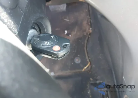 2014 Ford Escape Se z USA, uszkodzony, nr VIN 1FMCU0GXXEUE20400